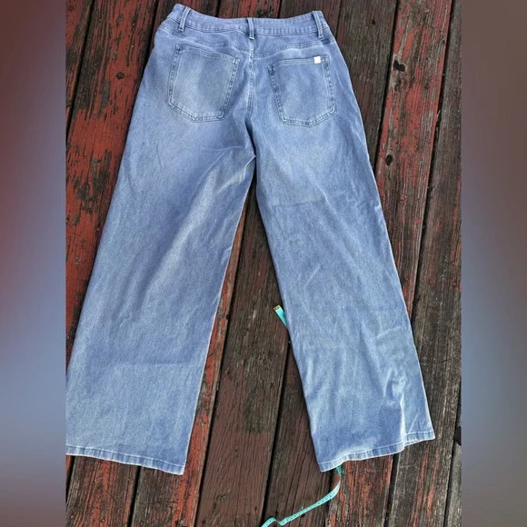 HALARA Women's Blue Flare & Wide Leg Jeans - Picture 7 of 8